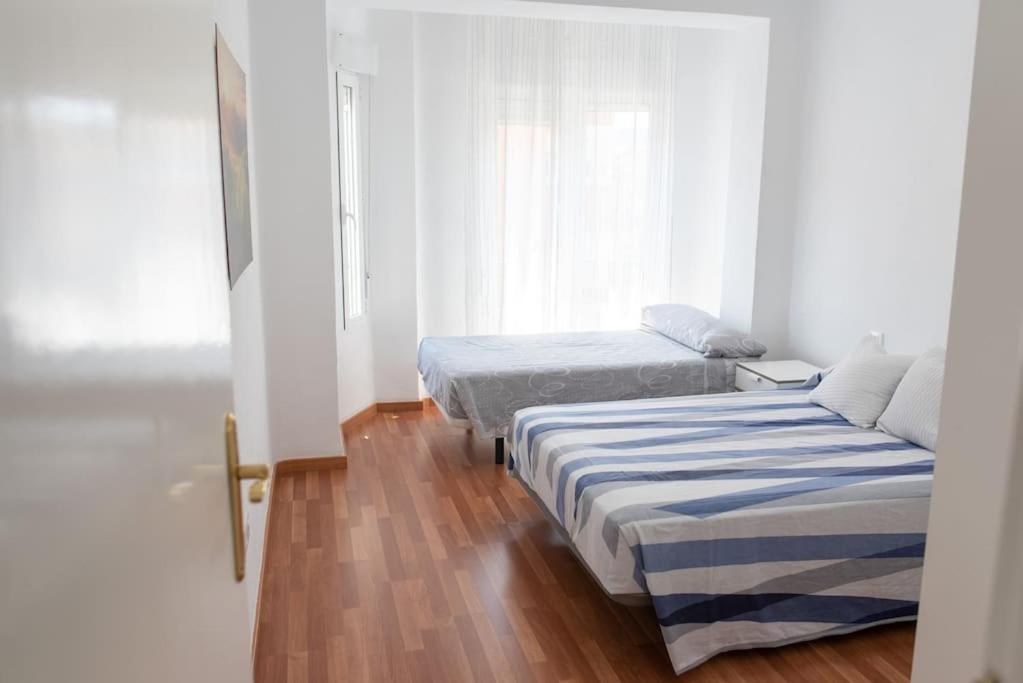 Apartamento Alexa, A 800Mts Catedral Wifi Smart Tv Murcia Eksteriør billede